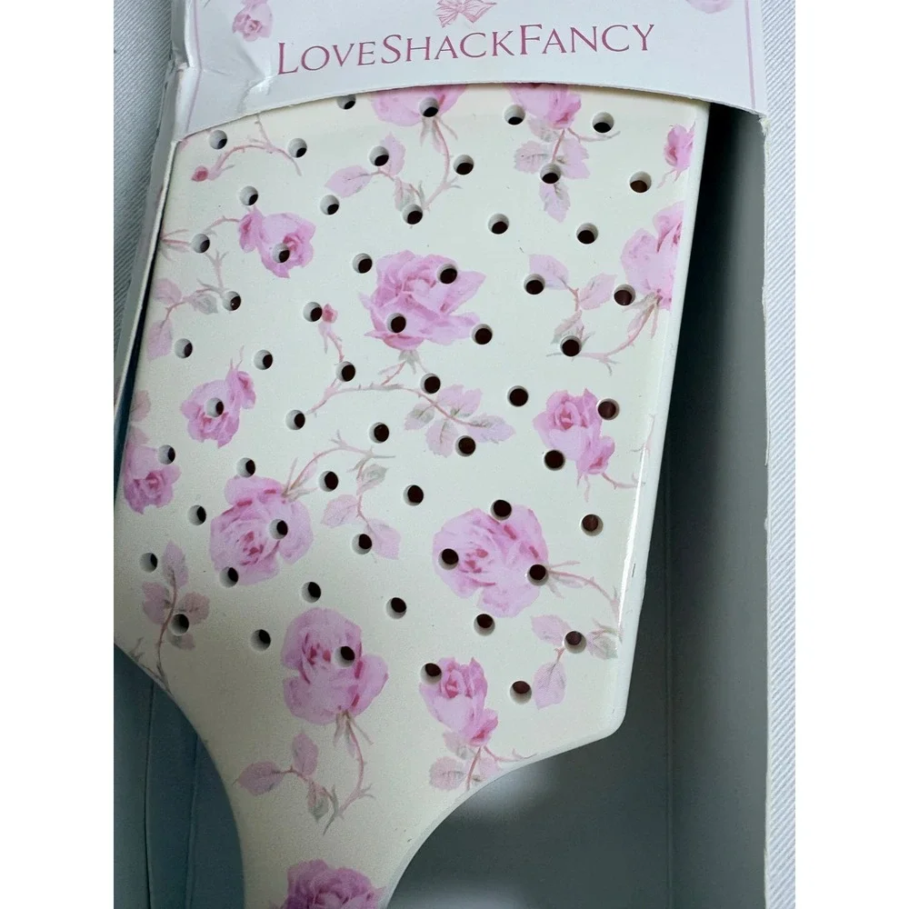 LoveShackFancy wet brush